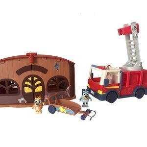 Bluey Toy Bundle Firetruck Calypso’s School Playset Bluey & Bingo Figures Vehicl